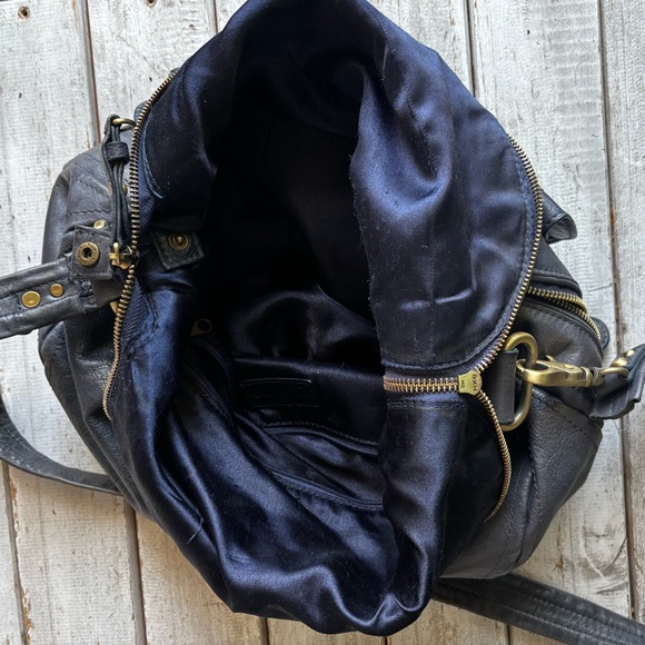 Sabina New York Navy Leather Crossbody / Shoulder Bag - Picture 4 of 6